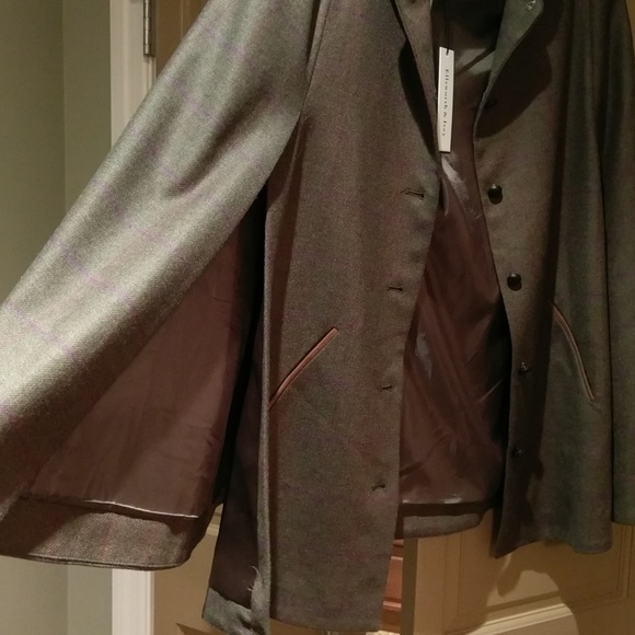Amazing Ellsworth and Ivey cape - Picture 2 of 6